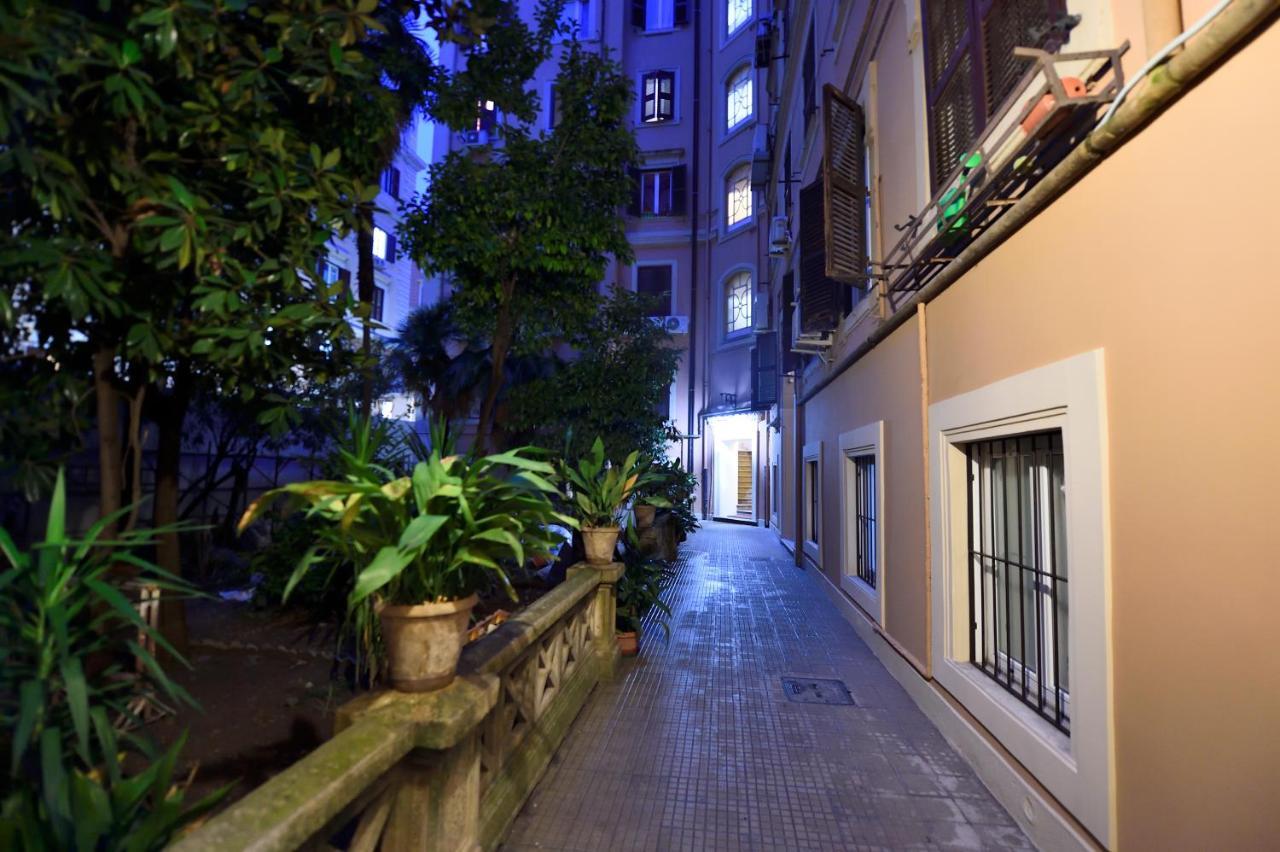 Domus Catone Apartment โรม ภายนอก รูปภาพ