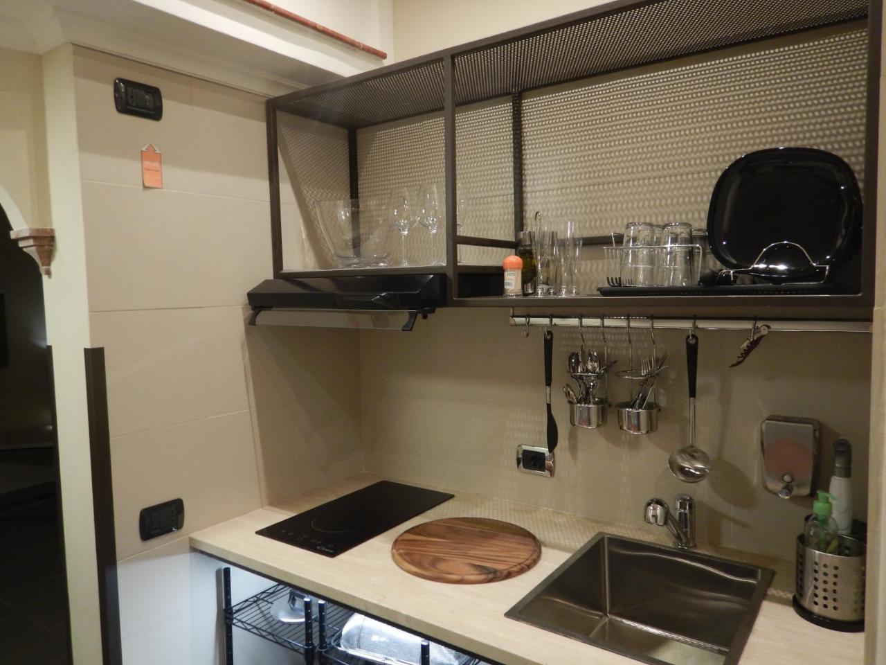 Domus Catone Apartment โรม ภายนอก รูปภาพ