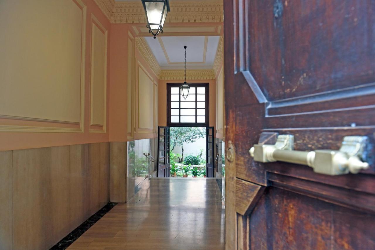 Domus Catone Apartment โรม ภายนอก รูปภาพ